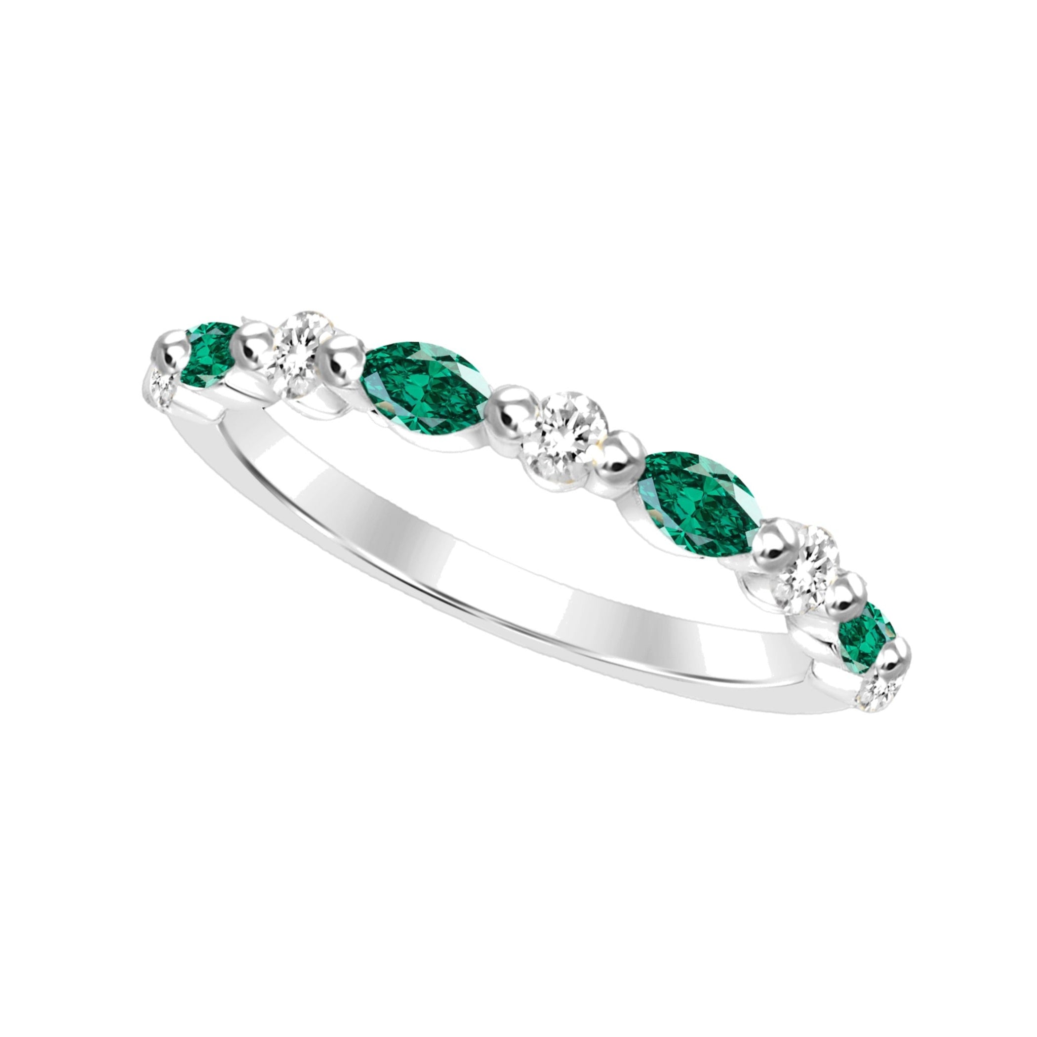 Cinthia Emerald Diamond Ring