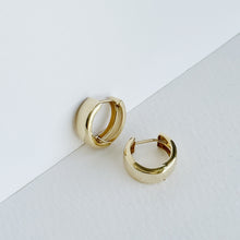 Load image into Gallery viewer, Ivanna Gold Hoops
