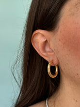 Load image into Gallery viewer, Alison Gold Hoops
