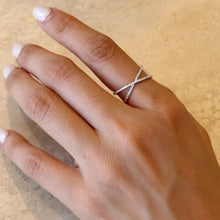 Load image into Gallery viewer, Xaviera Diamond Ring
