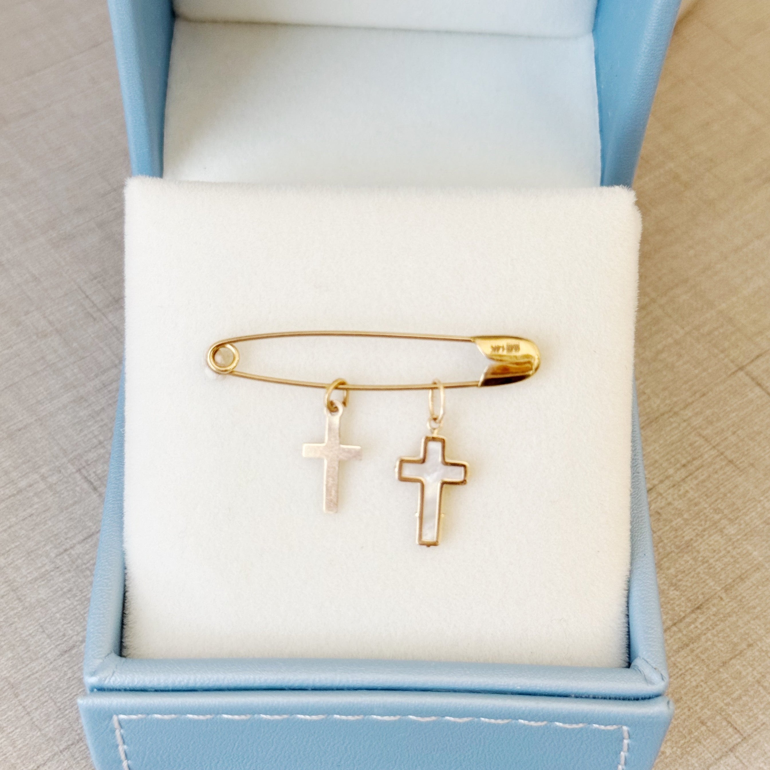 Holy Cross mini Pendant