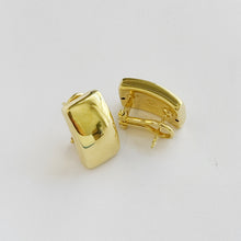 Load image into Gallery viewer, Michelle Gold Earrings
