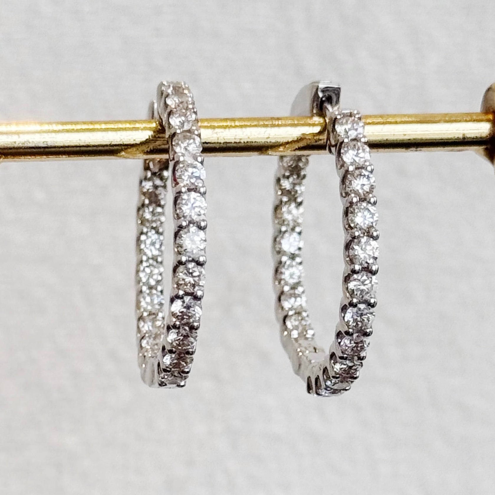Maga Diamond Hoops 1.82 ct.
