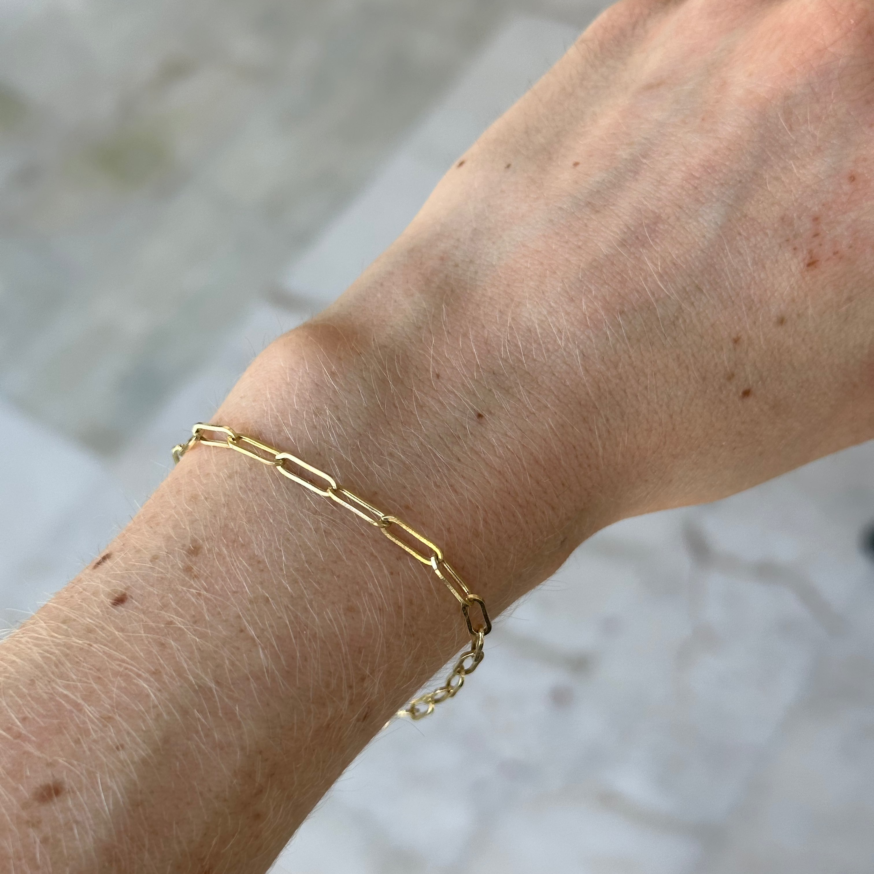 Pily Paperclip Gold Bracelet