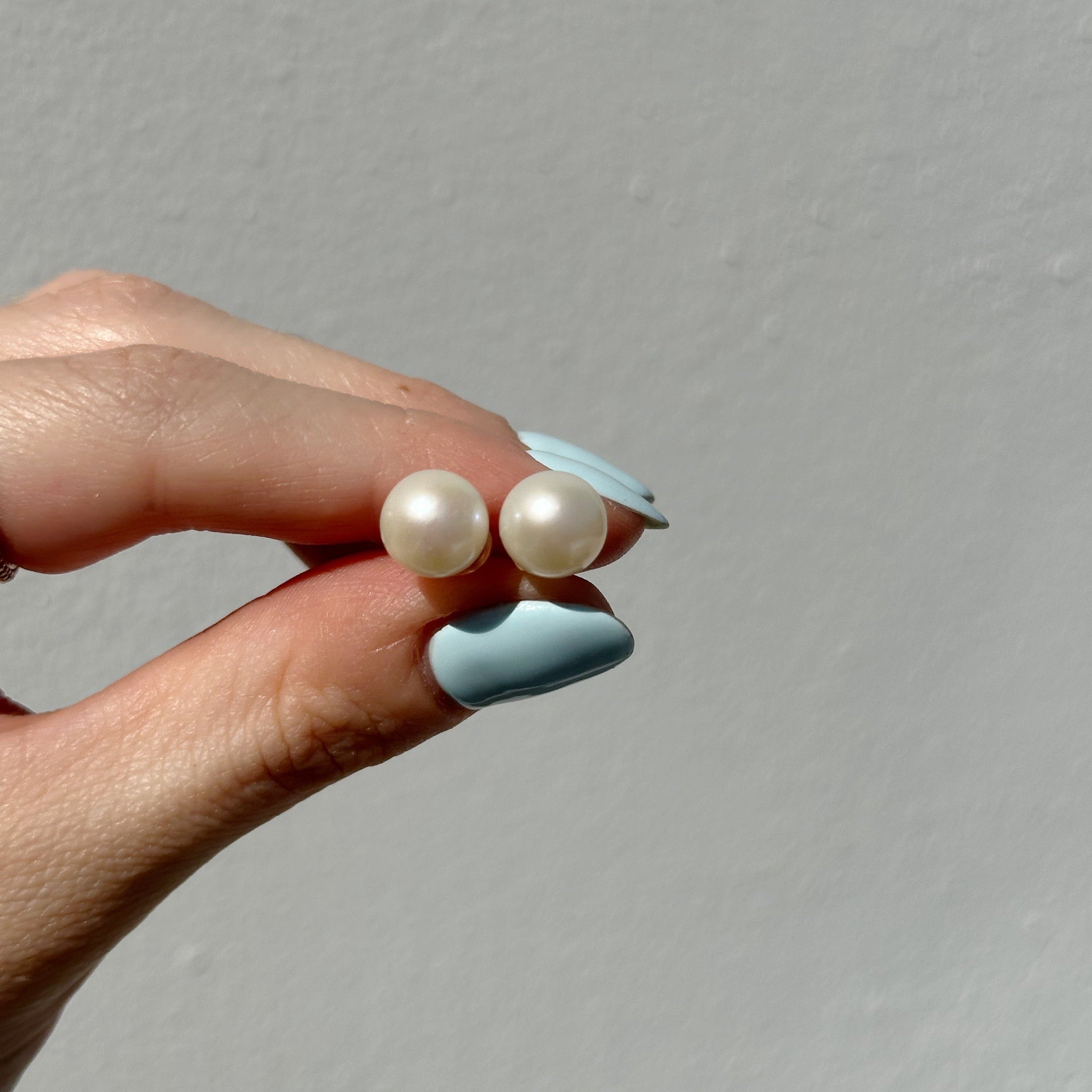 Perla Studs