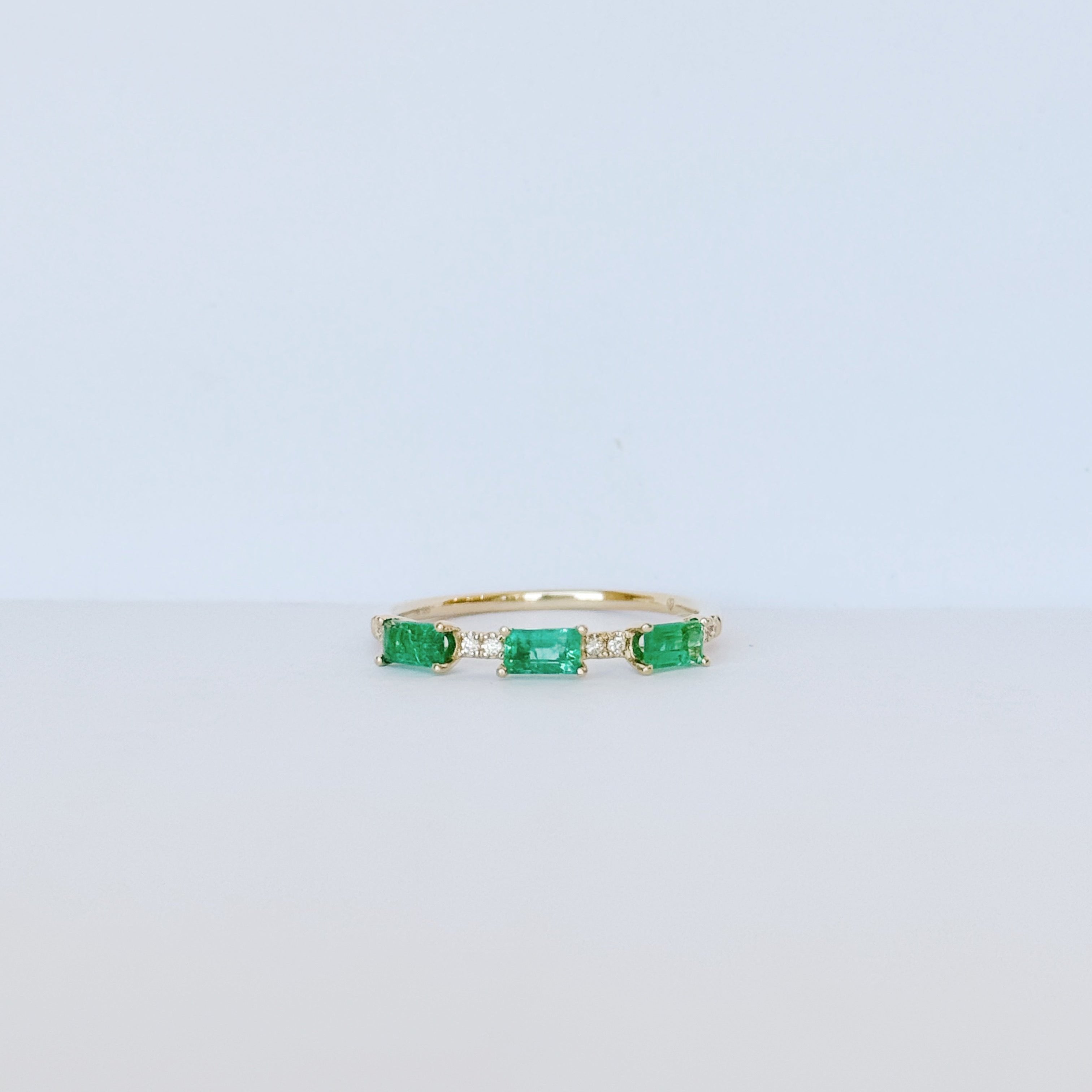 Florencia Emerald Diamond Ring