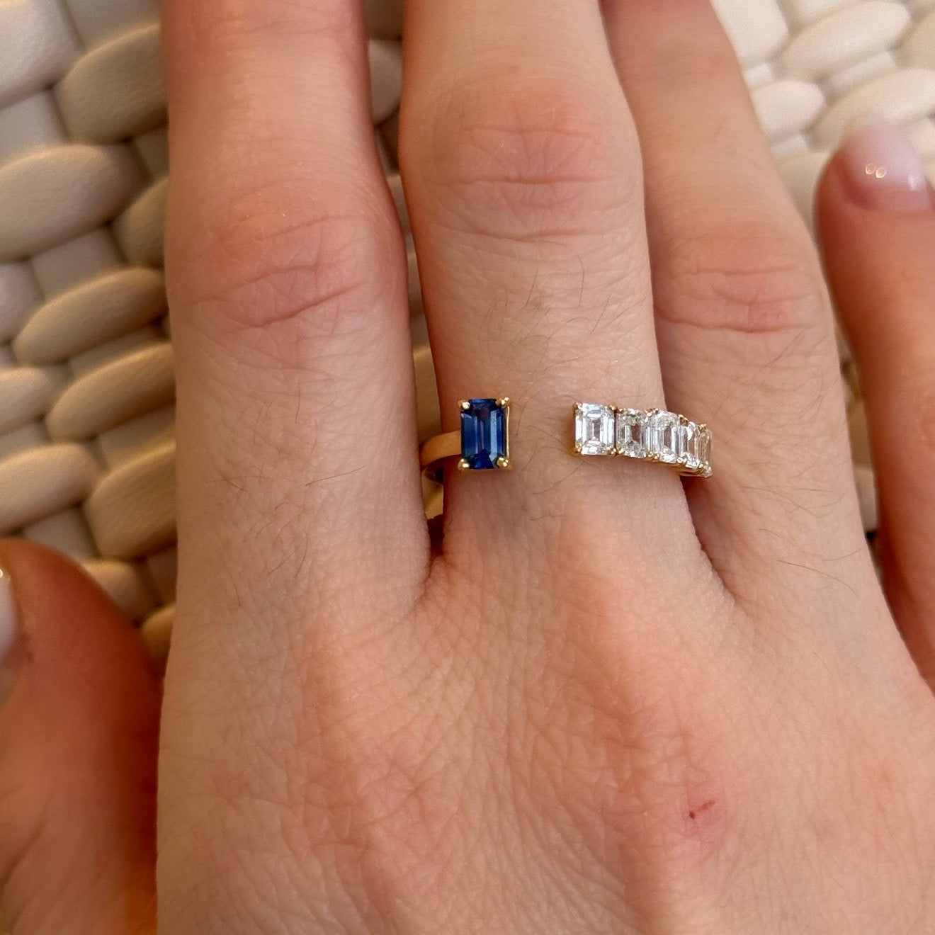 Anahi Blue Sapphire Diamond Ring