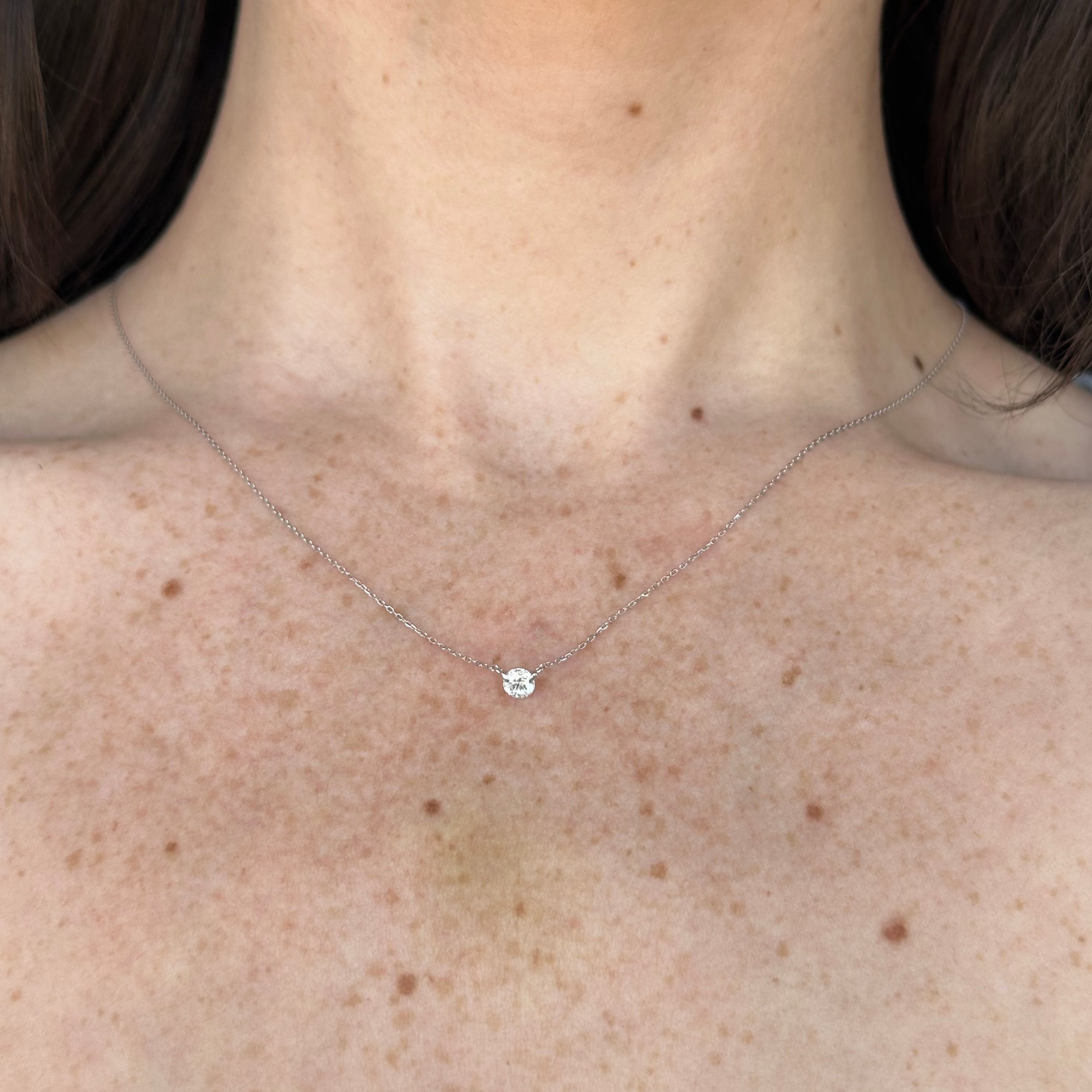 Frida Solitaire Diamond Necklace 0.20 ct.
