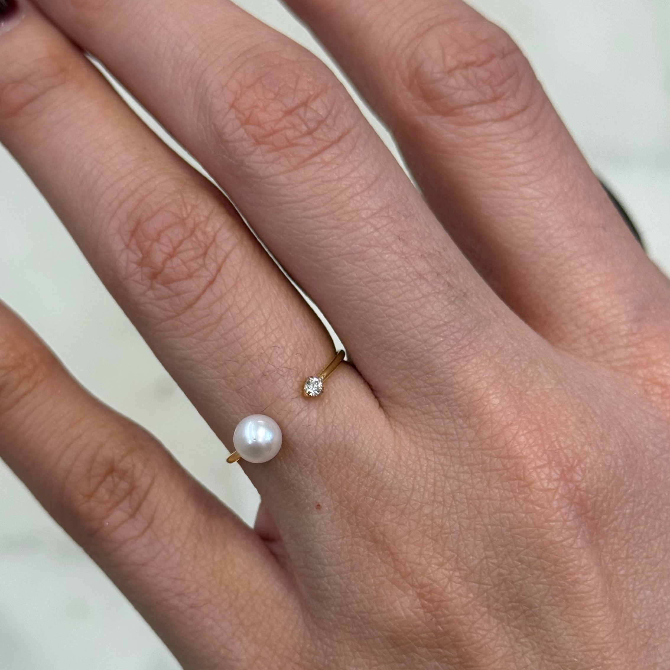 Grecia Pearl Diamond Ring