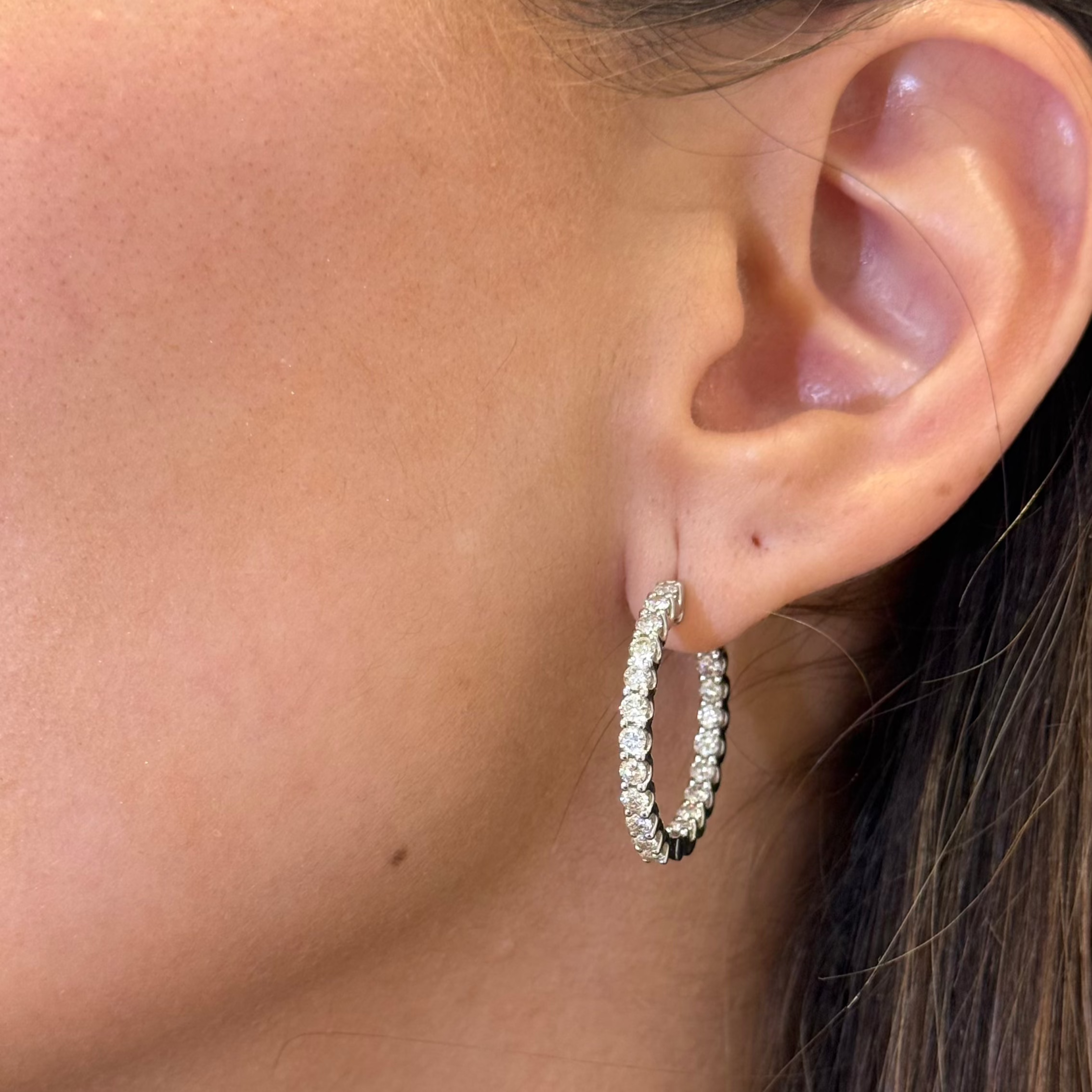 Maga Diamond Hoops 1.82 ct.
