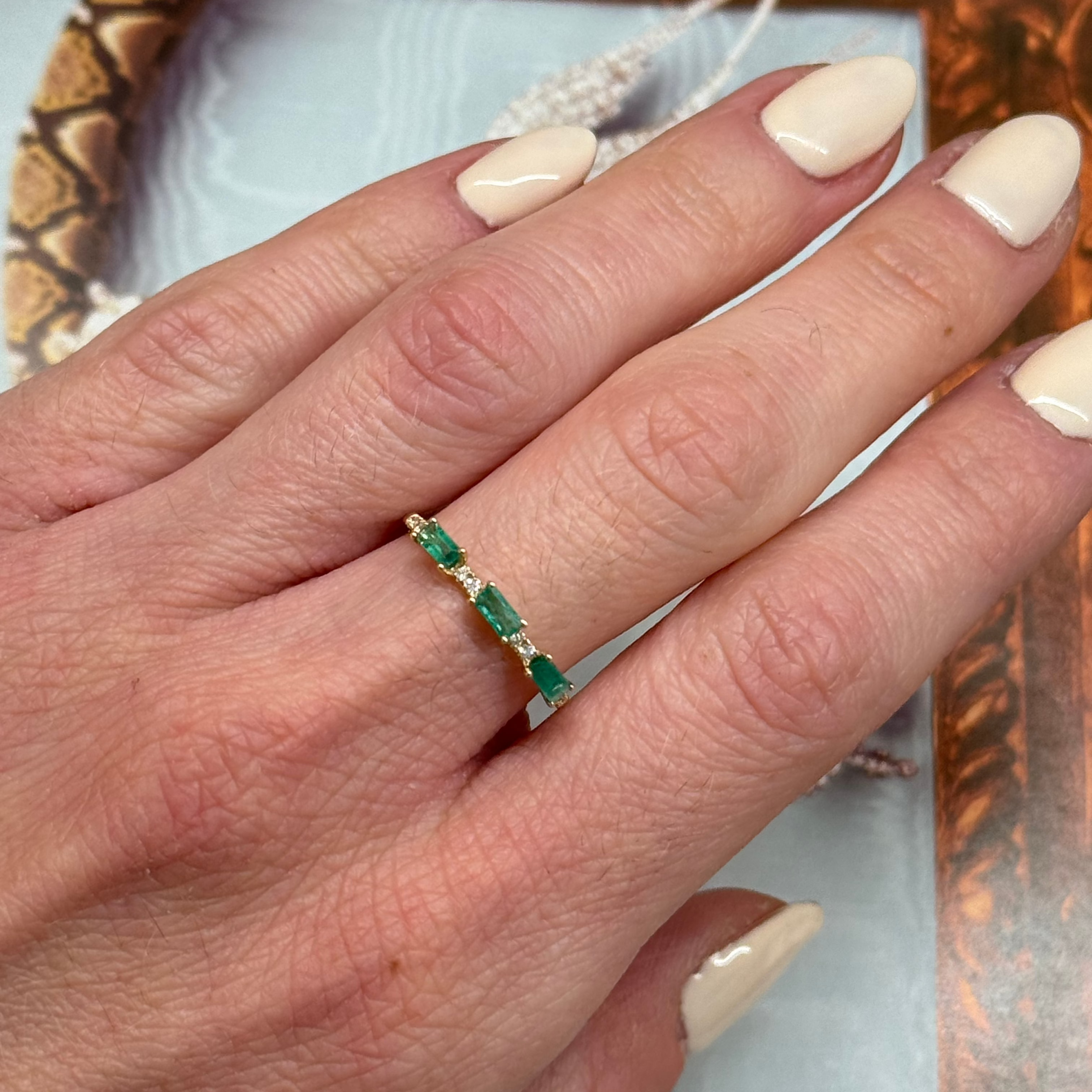 Florencia Emerald Diamond Ring