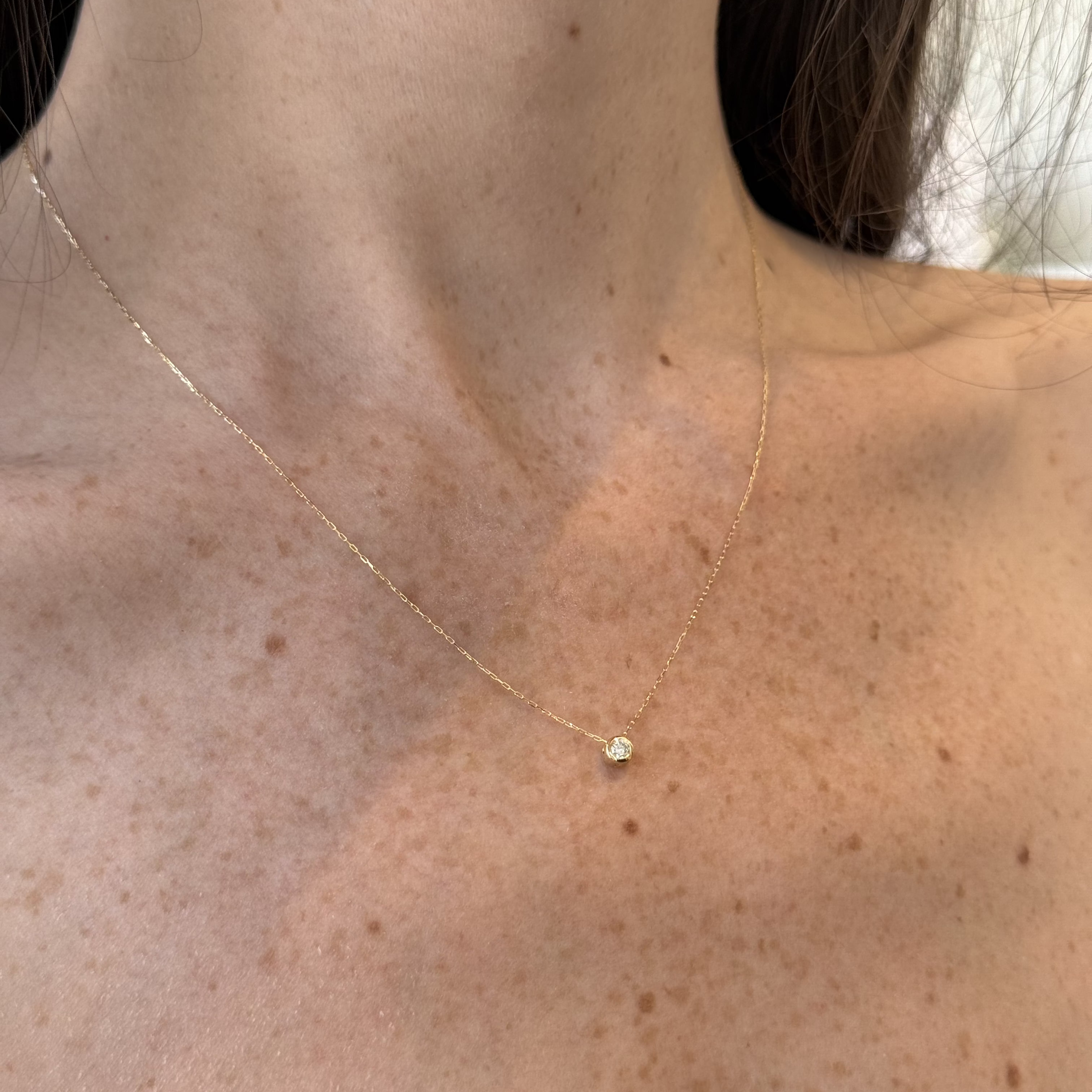 Evelyn Bezel Round Diamond Necklace 0.07 ct.