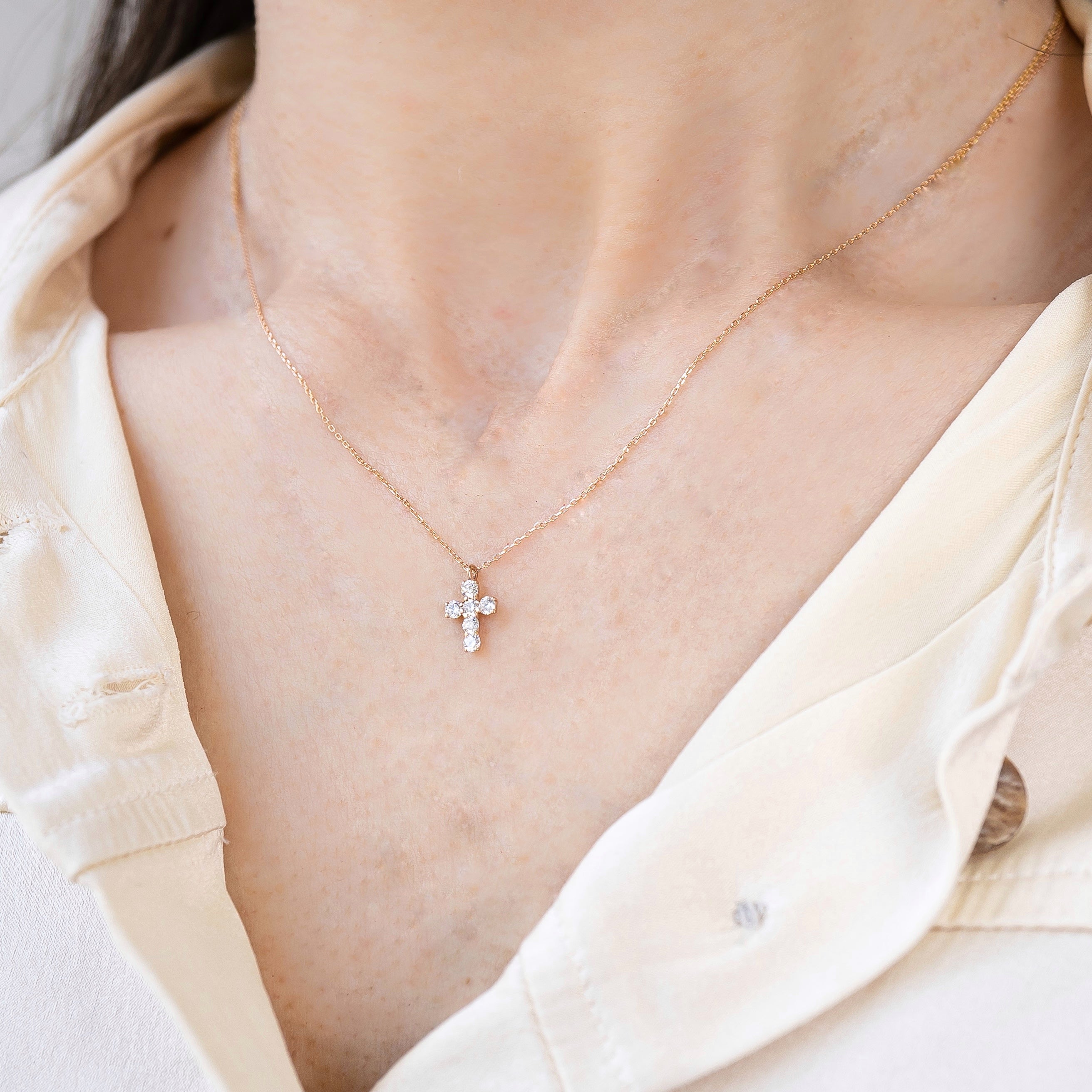 Cruz Diamond Necklace