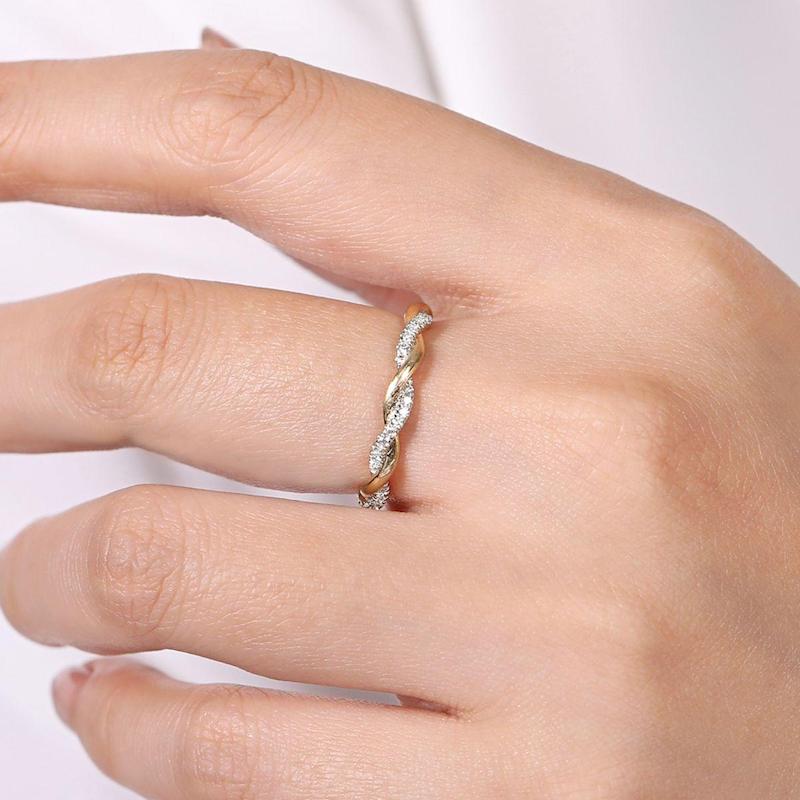 Macaria Diamond Ring