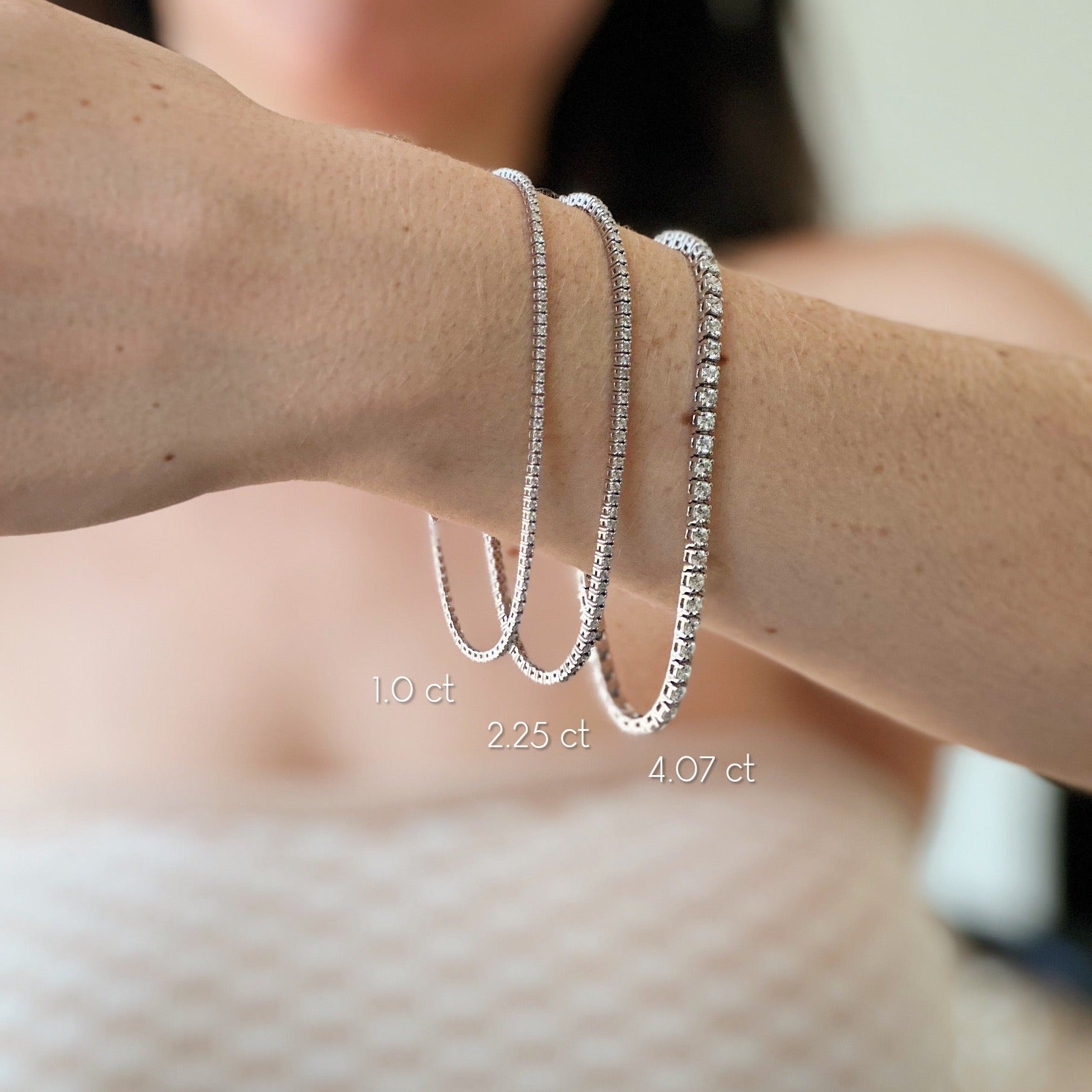 18K Bianca Diamond Tennis Bracelet 2.10 ct.