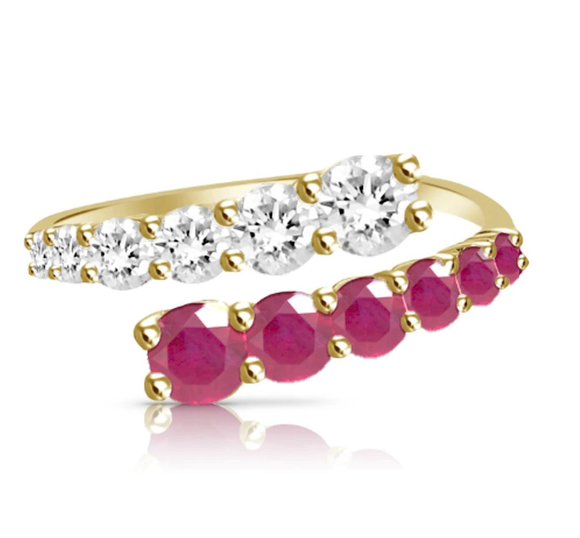 Anillo Rosie con diamantes y rubíes