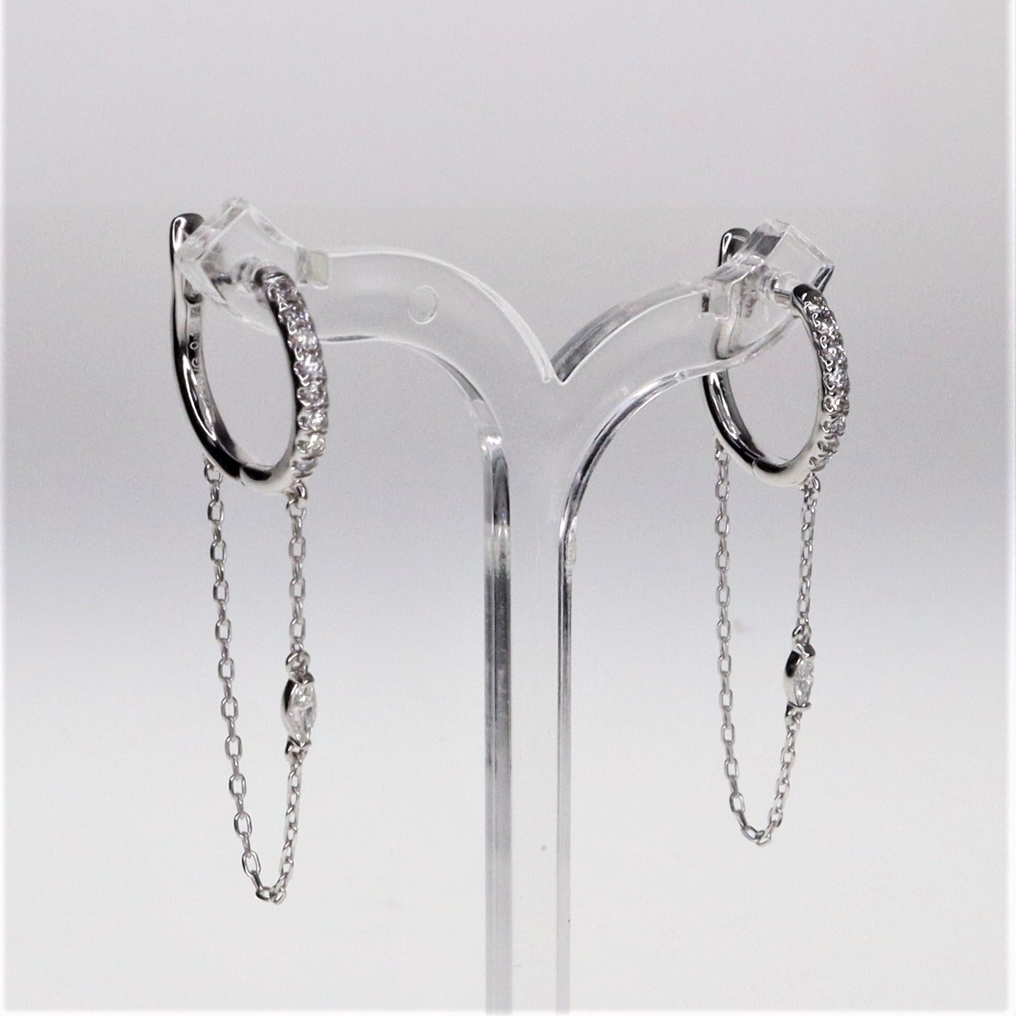Lorena Chain Huggies