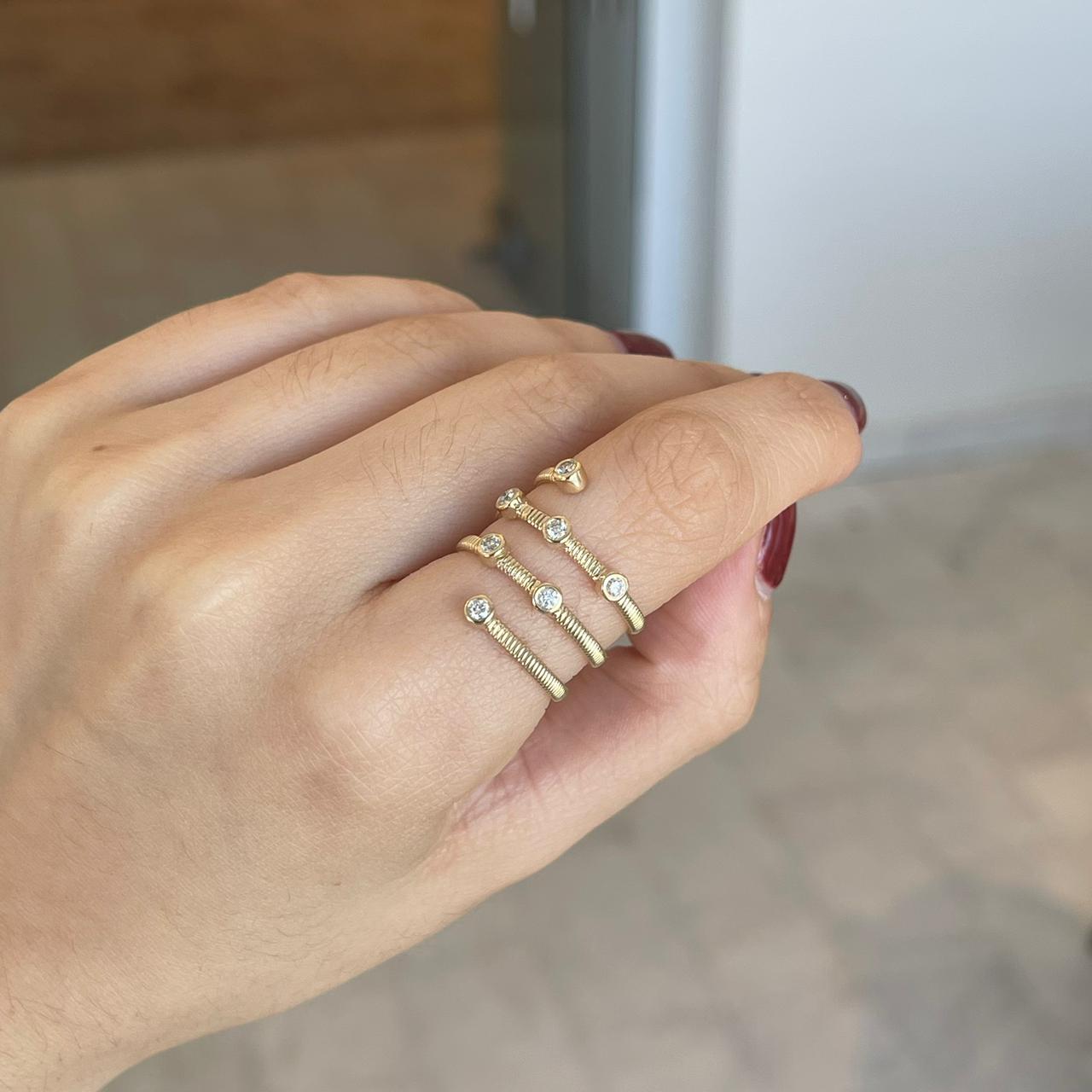 Bruna Diamond Spiral Ring