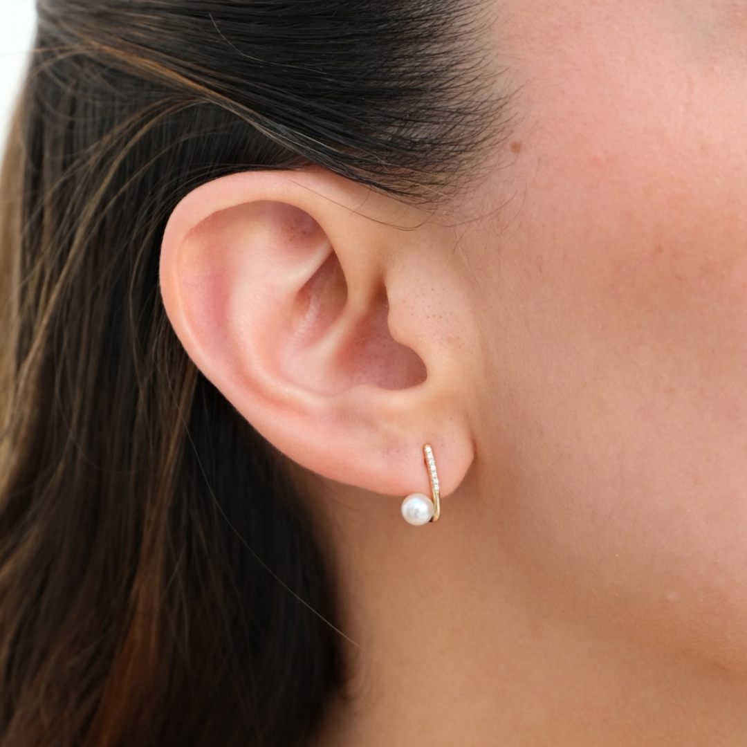 Delphine Pearl Earrings