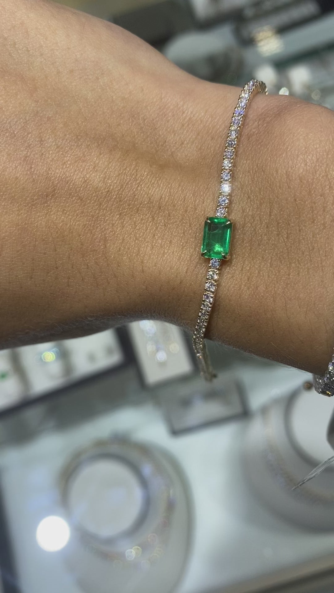 Lara Emerald Diamond Tennis Bracelet