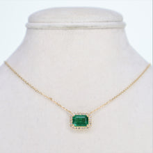 Cargar imagen en el visor de la galería, Palmira Emerald Diamond Necklace
