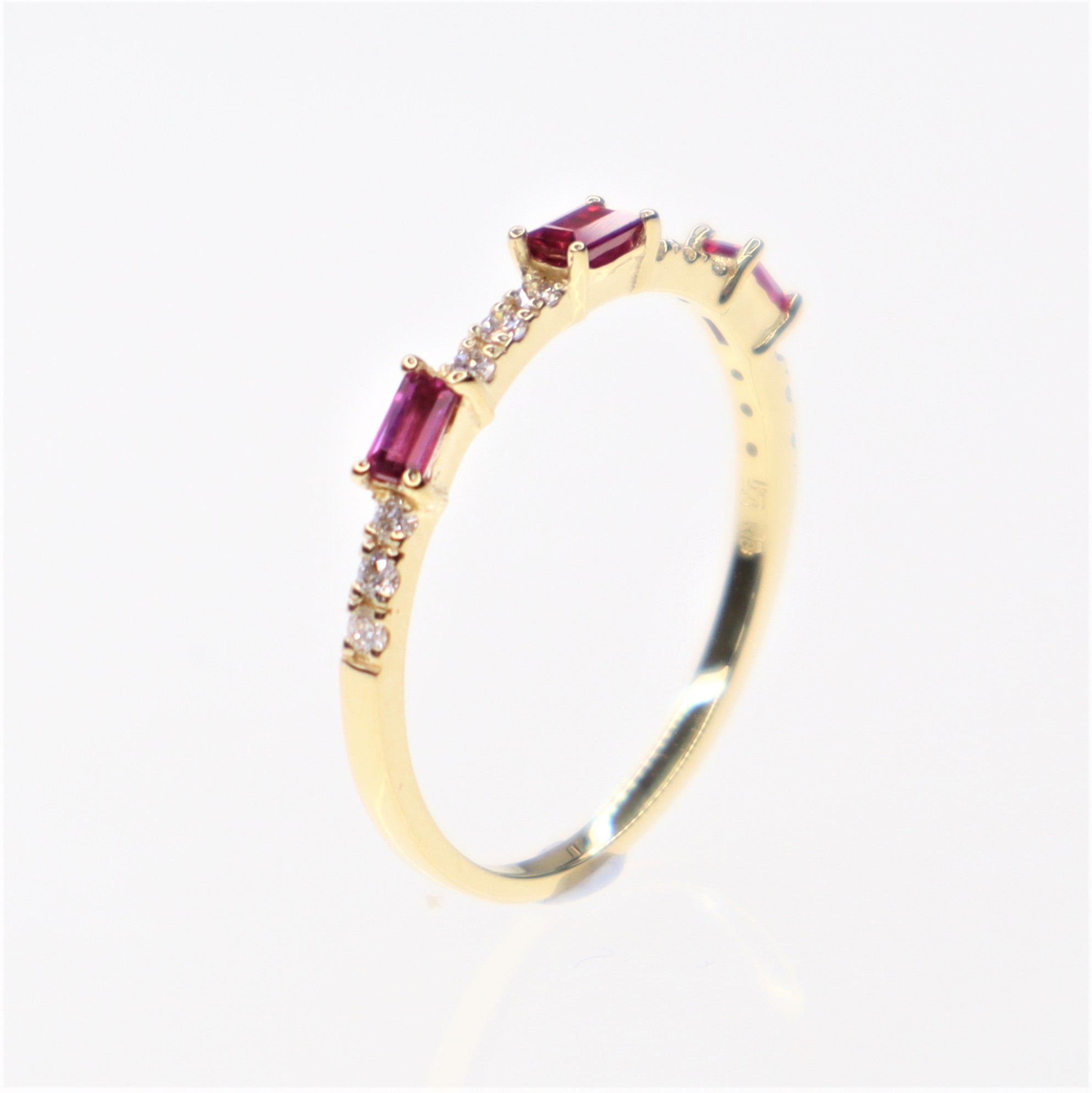 Karim Ruby Diamond Ring