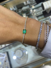 Cargar imagen en el visor de la galería, Lara Emerald Diamond Bracelet
